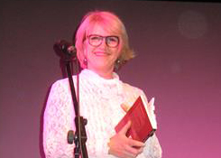 Ines Witka liest bei den Love Bites beim Tübinger Bücherfest 